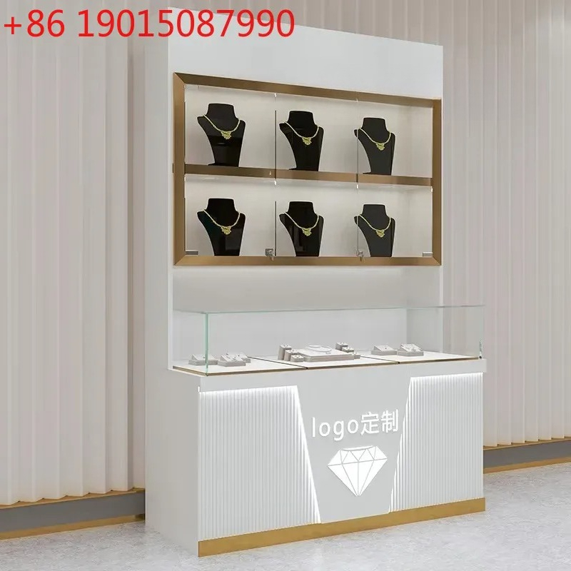 Wystawa okularów Złoty zegarek – Jewelry And Watches Exhibition recenzja i cena